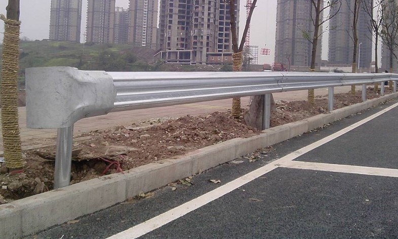 波形护栏-波形护栏板-高速公路护栏-道路交通护栏-重庆昊天交通